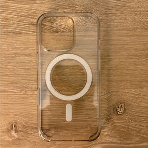 Apple - iPhone 16 Pro MagSafe Silicon Case (Clear)